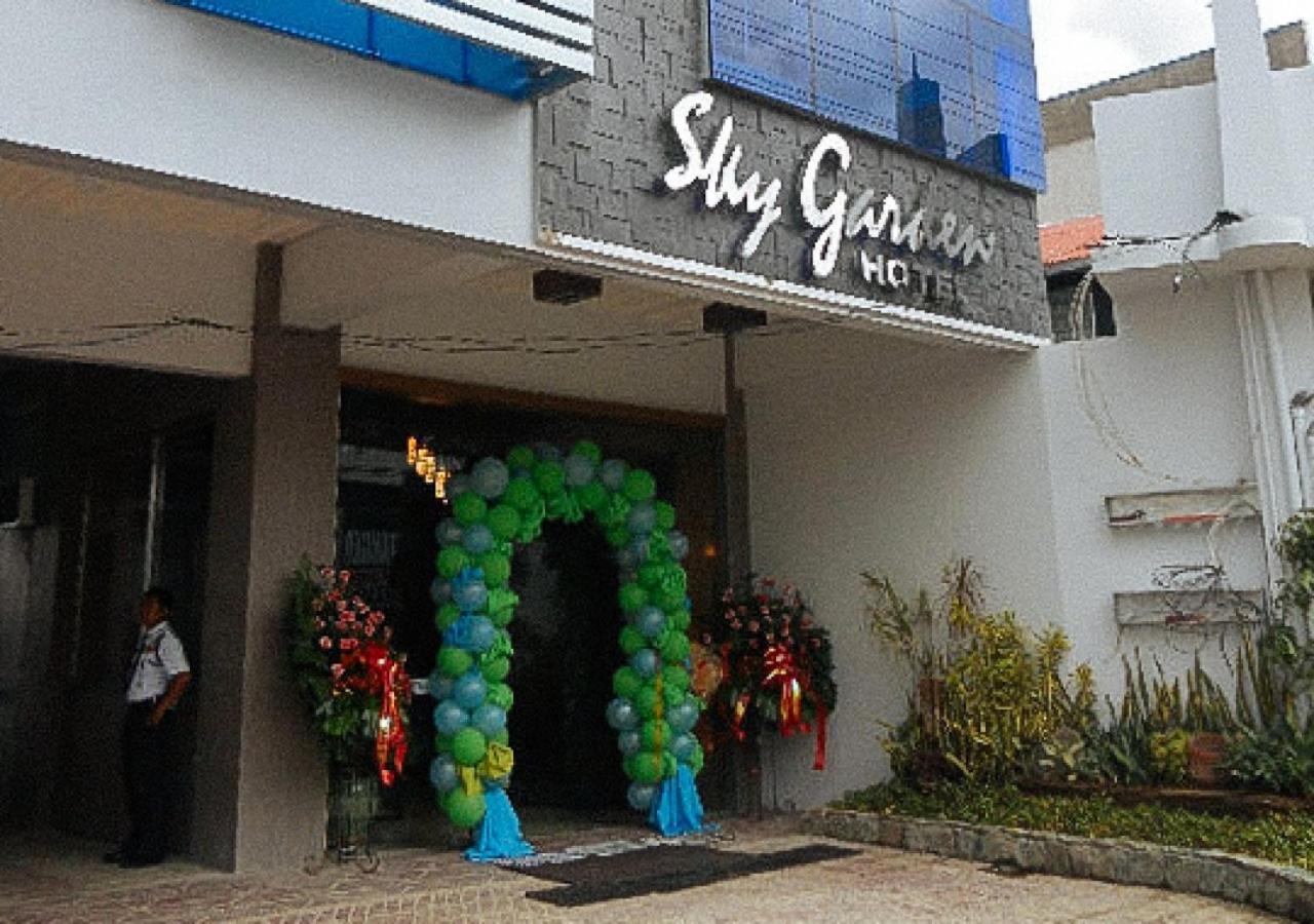 Sky Garden Hotel By Reddoorz Roxas Exterior foto